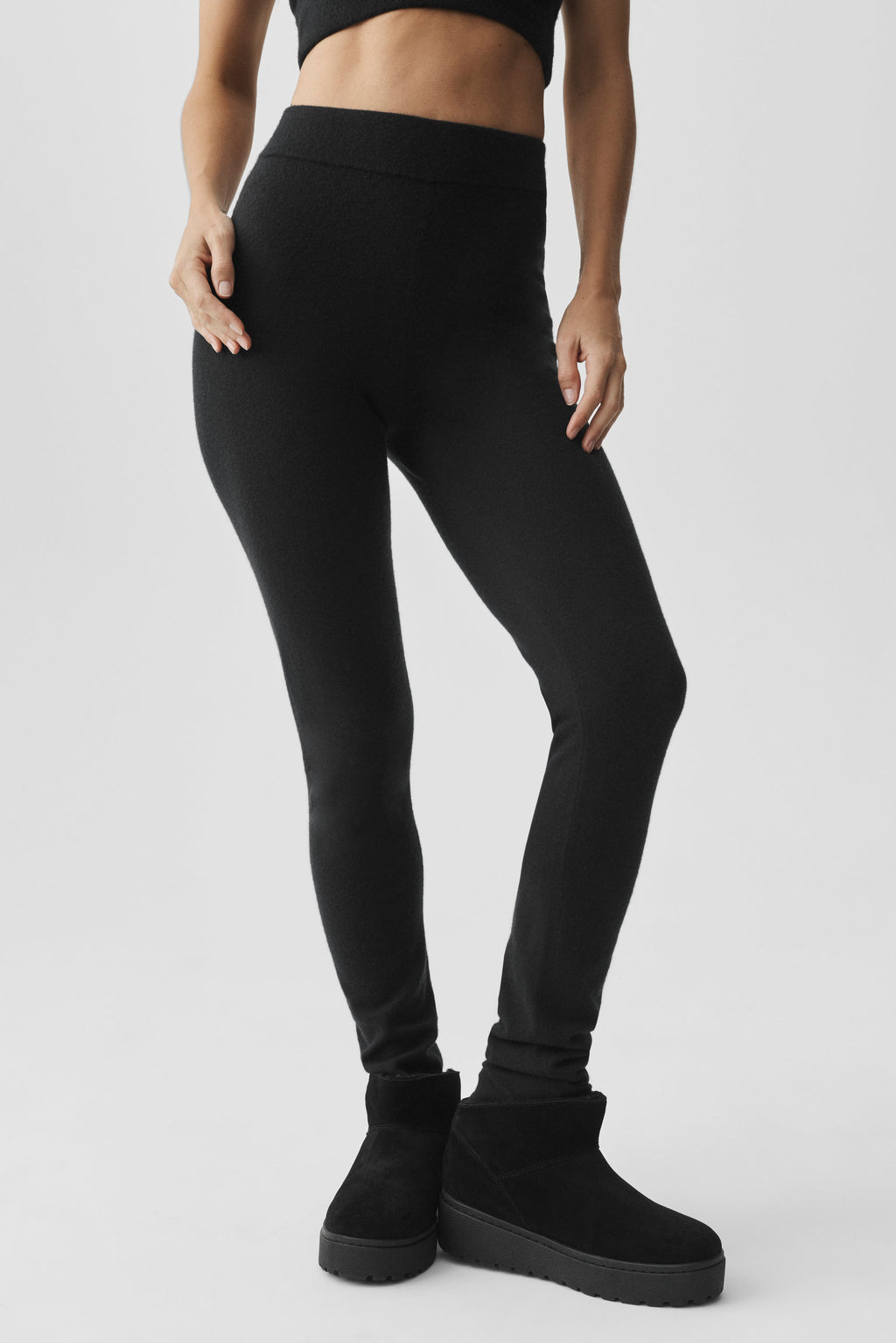 Cashmere High-Waist Eternity Legging - Black